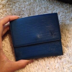 Louis Vuitton Elise epi wallet